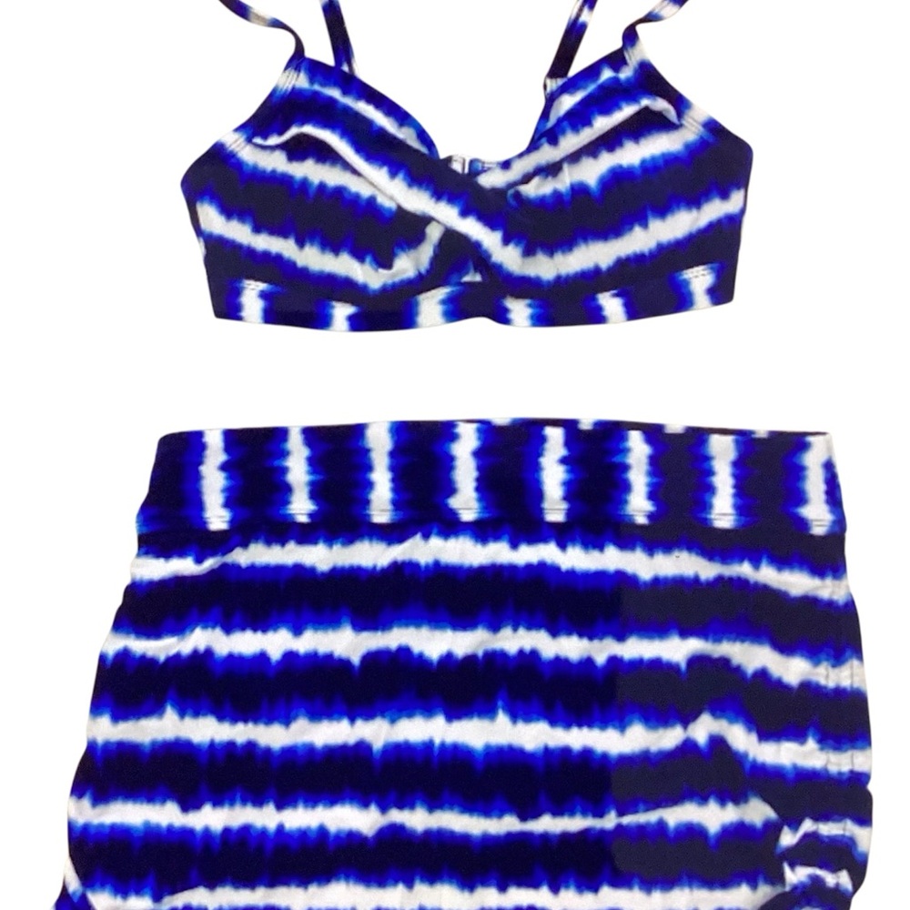 Athleta Blue and White Skirtini Swimsuit Bottom Large, 36 B/C top